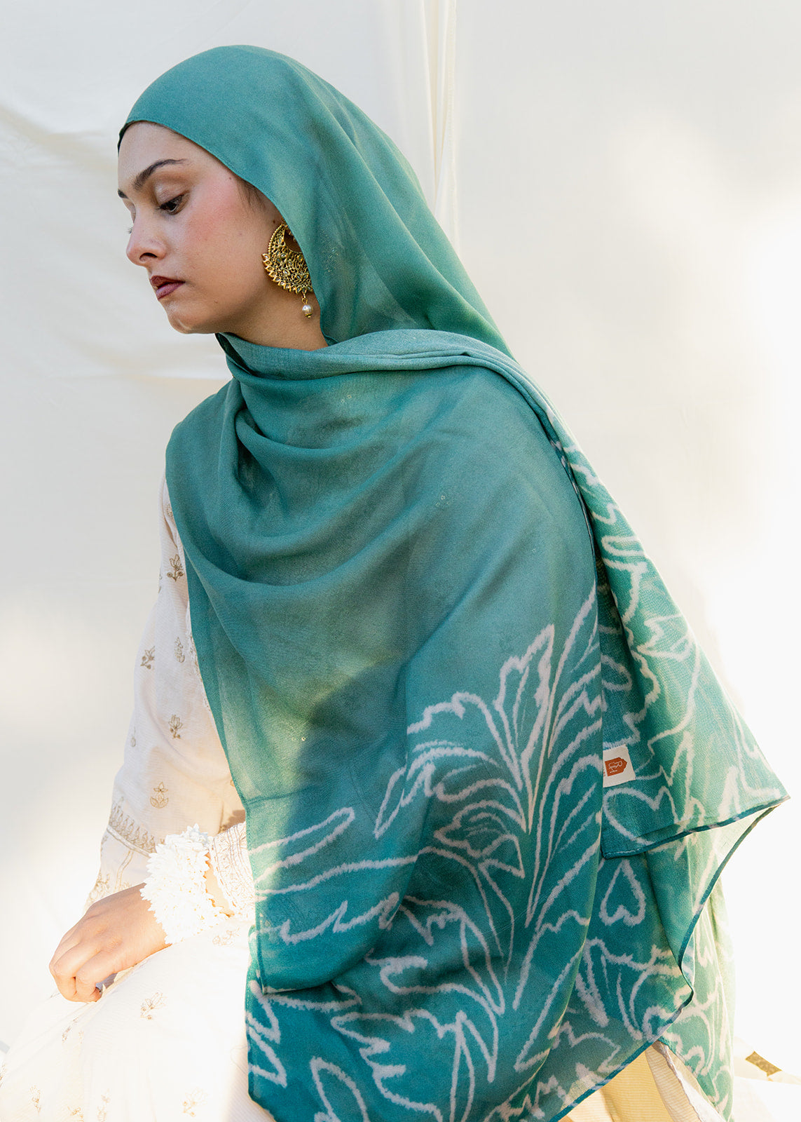 Firozi Bagh (فیروزی باغ) turquoise garden rectangle modal hijab