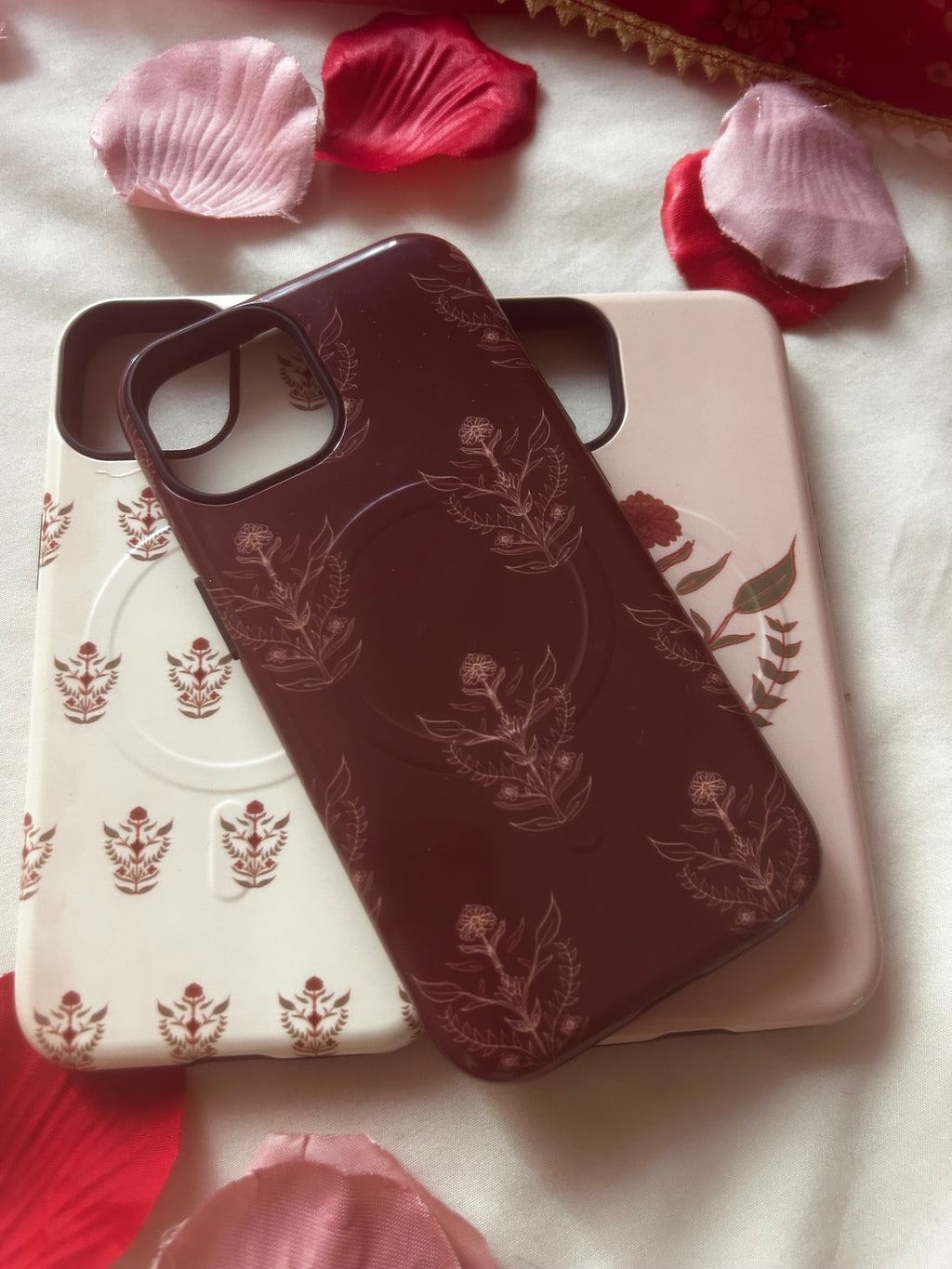 Chocolate Brown Mughal MagSafe® tough case for iPhone®