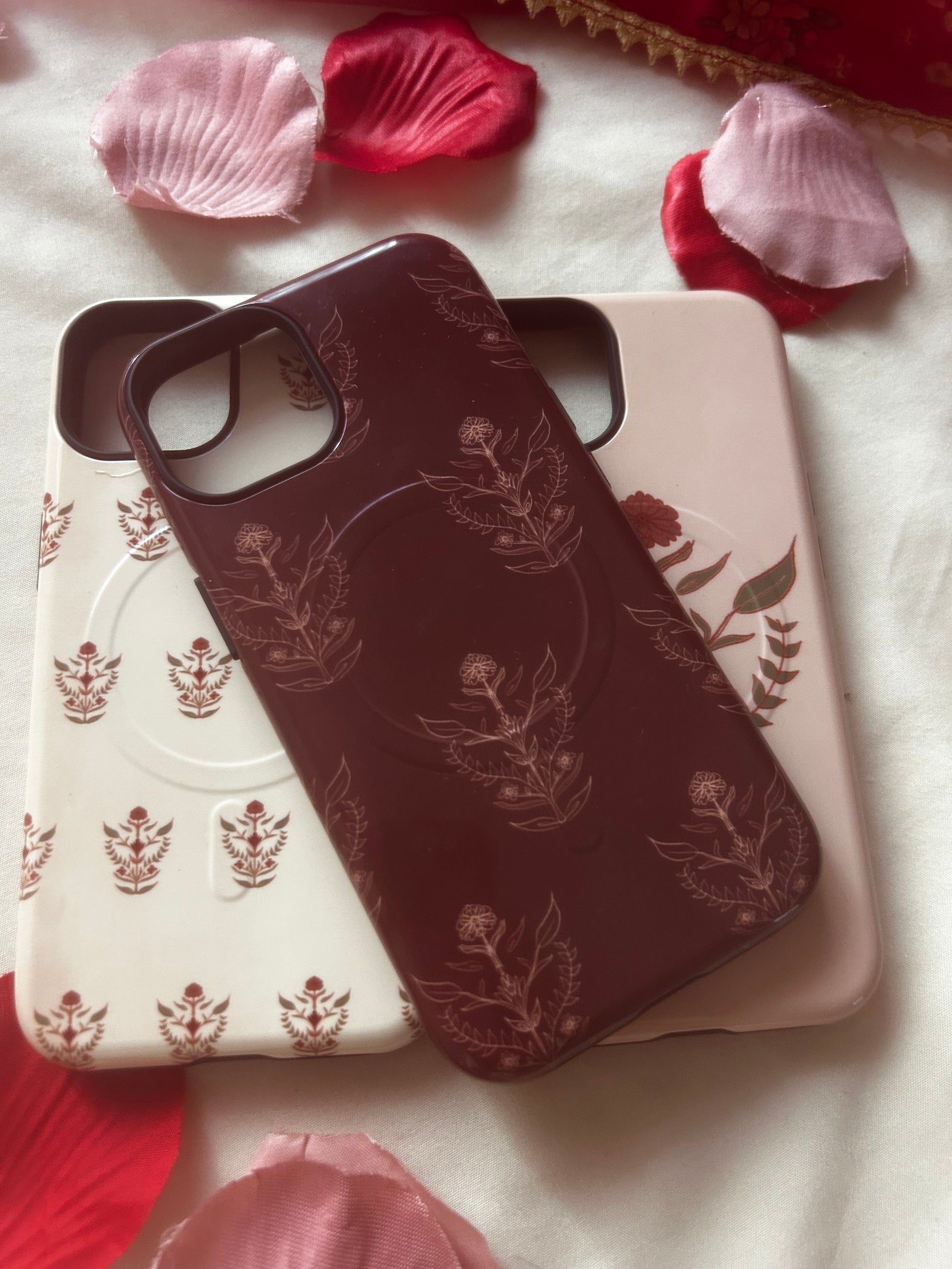 Chocolate Brown Mughal MagSafe® tough case for iPhone®