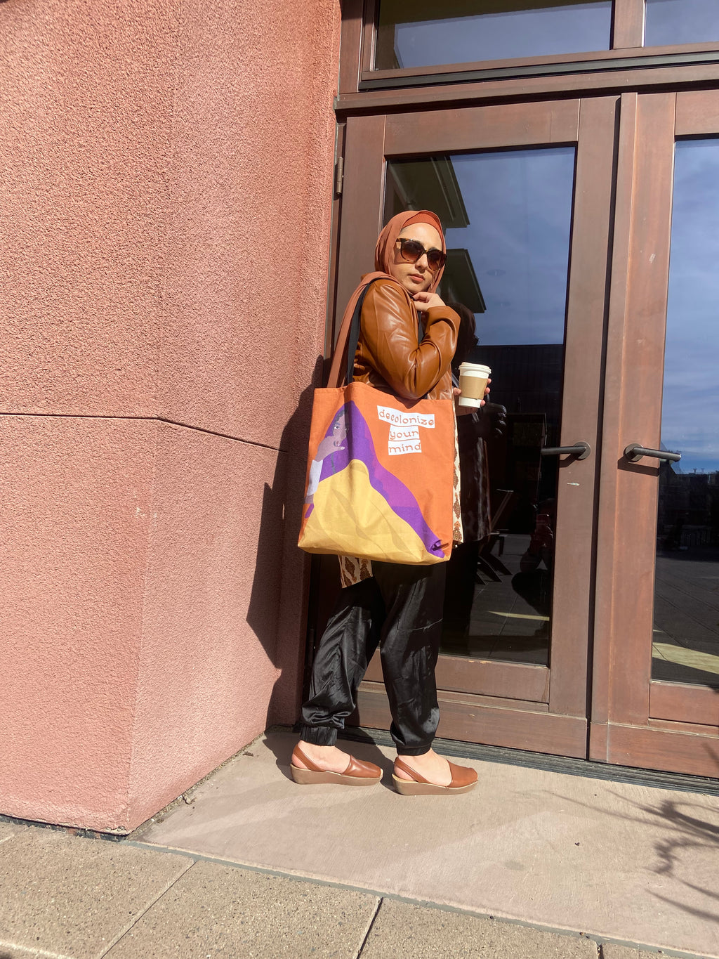 اپنے مائنڈ ٹوٹ بیگ کو ڈیکالونائز کریں | 3 ہینڈل رنگ کے اختیارات | 3 سائز